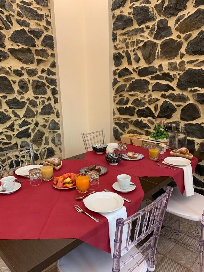 La Tenuta Di Trimalcione Pofi Екстериор снимка