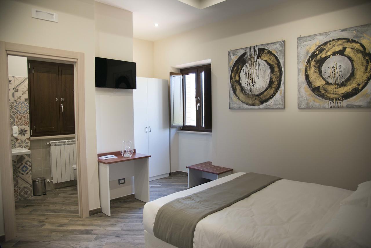 La Tenuta Di Trimalcione Pofi Екстериор снимка